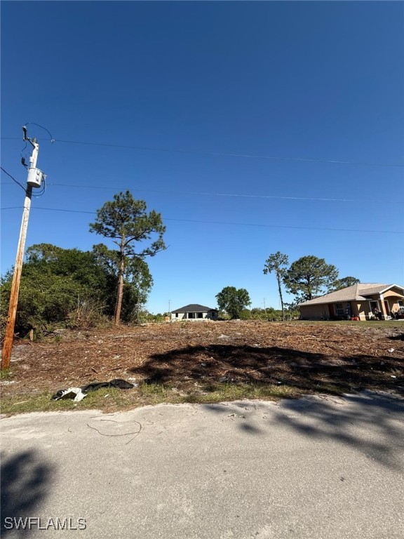 459 Loretta Ave S Property Photo 3