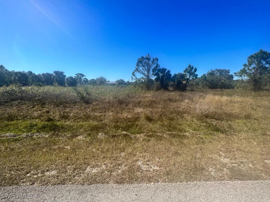 1910 Moore Ave Property Photo 2