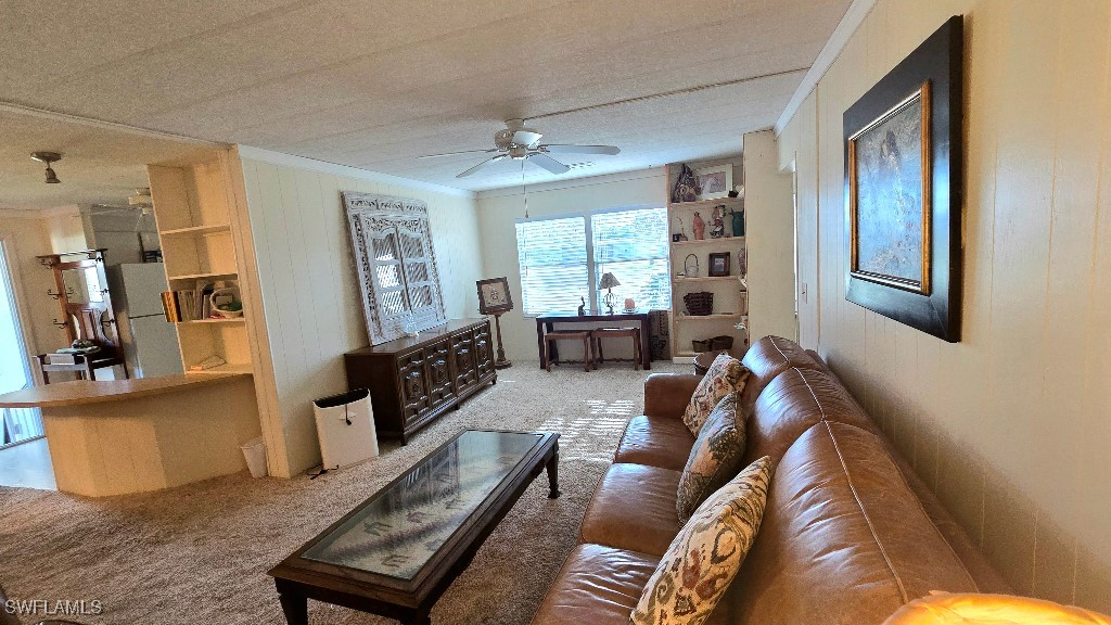 537 Charlemagne Blvd Property Photo 6