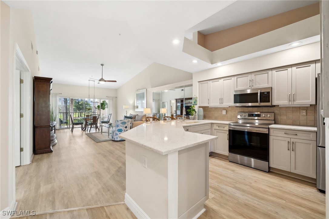 4101 Sawgrass Point Dr 201 Property Photo 3
