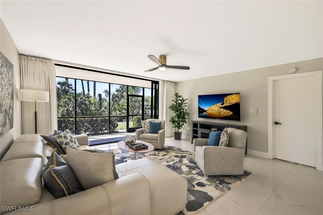 16454 Timberlakes Dr 101 Property Photo 3