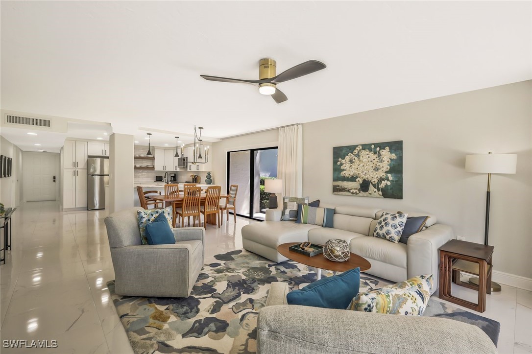 16454 Timberlakes Dr 101 Property Photo 7