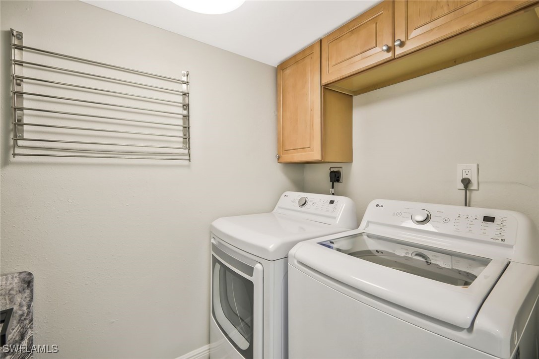 16454 Timberlakes Dr 101 Property Photo 21