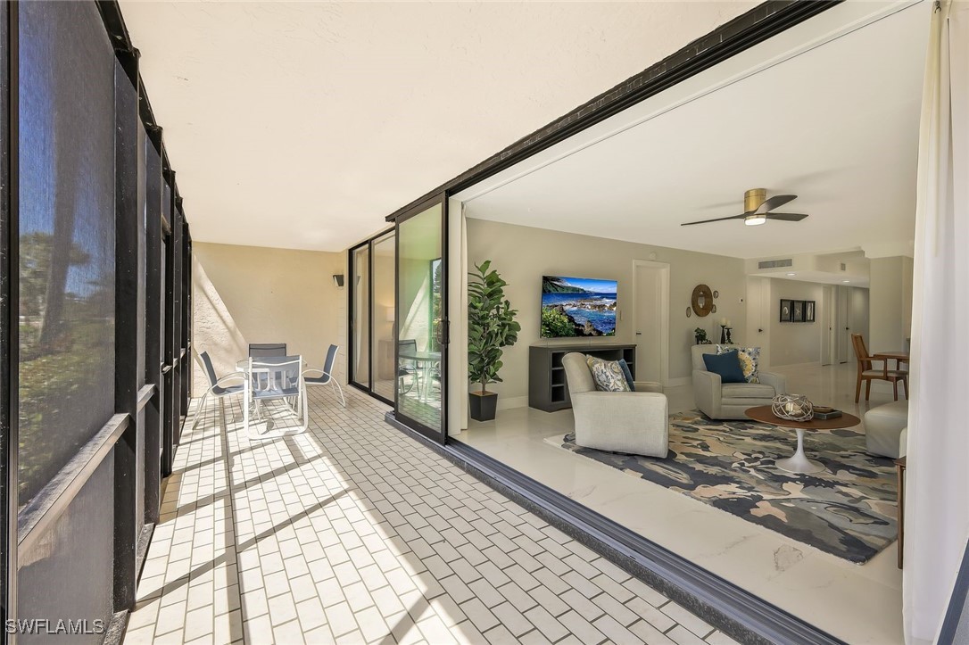 16454 Timberlakes Dr 101 Property Photo 24