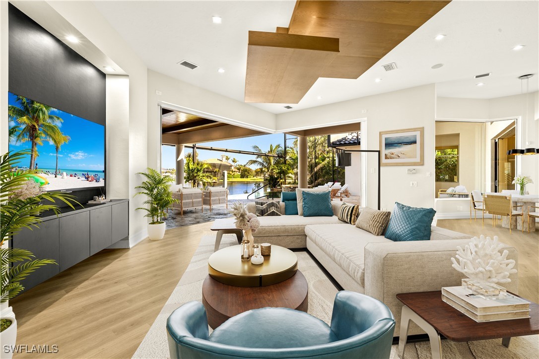 4831 Conover Ct Property Photo 13