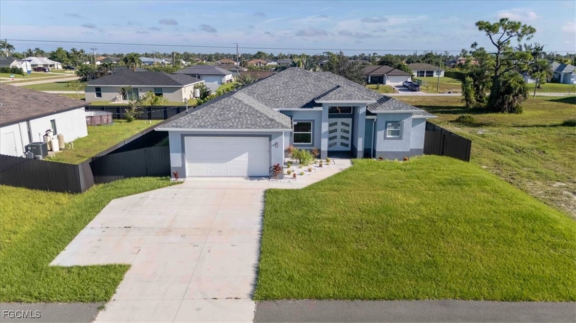 2317 Kismet Pkwy W Property Photo 2