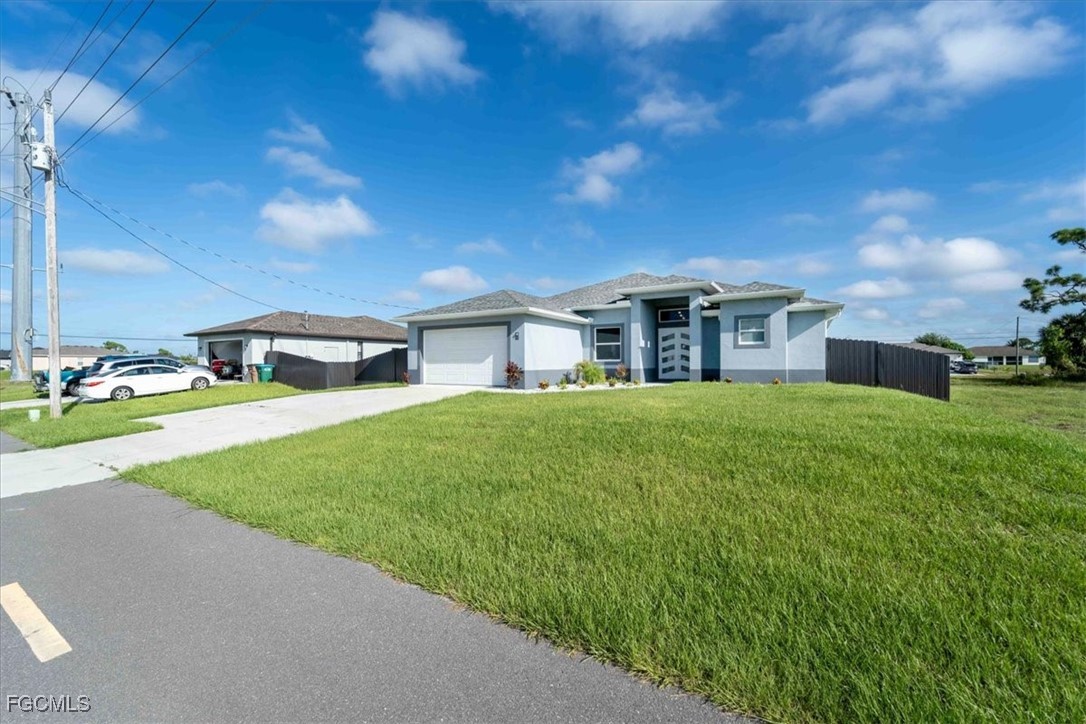 2317 Kismet Pkwy W Property Photo 8