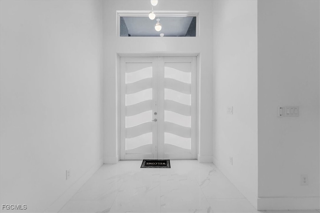 2317 Kismet Pkwy W Property Photo 13