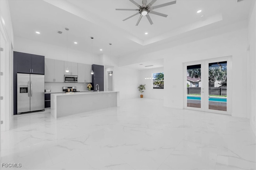 2317 Kismet Pkwy W Property Photo 15