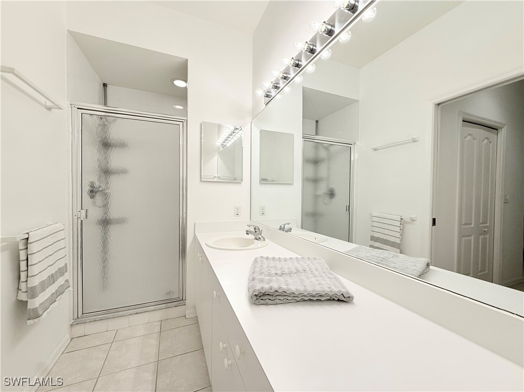 8520 Naples Heritage Dr 923 Property Photo 13