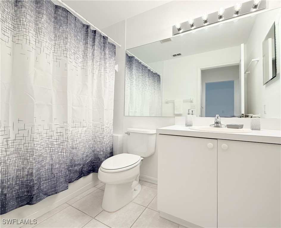 8520 Naples Heritage Dr 923 Property Photo 17