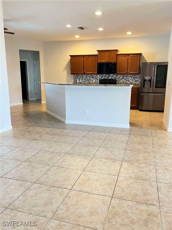 213 Sw 19th Ter Property Photo 3