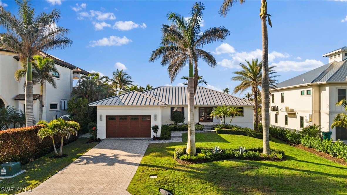 266 Egret Ave Property Photo 4