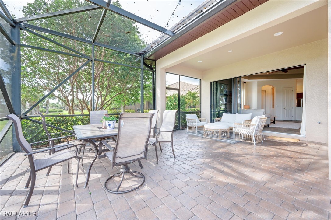 7563 Moorgate Point Way Property Photo 6