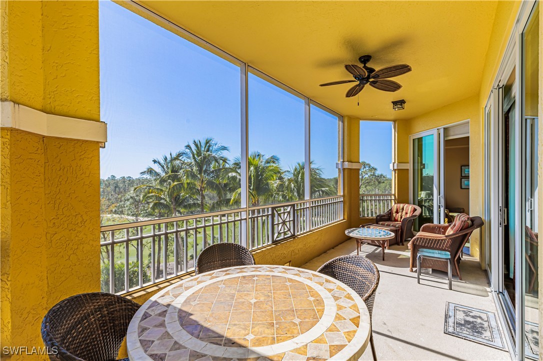 2748 Tiburon Blvd E C404 Property Photo 11