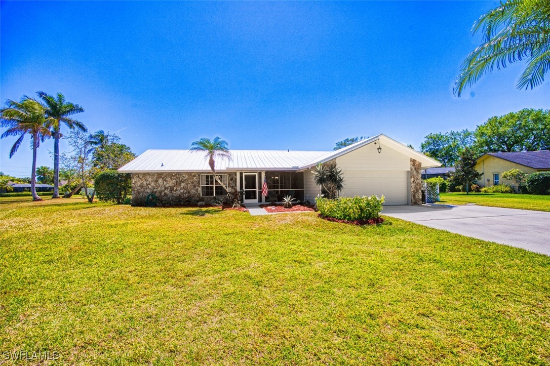 5831 Tallowood Cir Property Photo 4