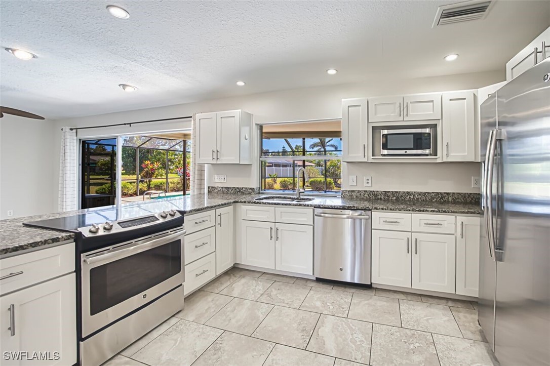5831 Tallowood Cir Property Photo 12
