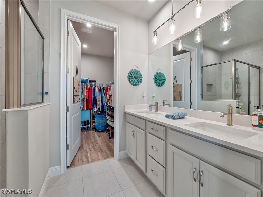 10373 Bonavie Cove Dr Property Photo 27