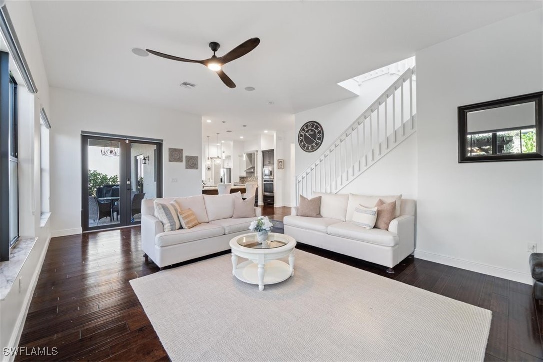 5135 Genoa St Property Photo 17