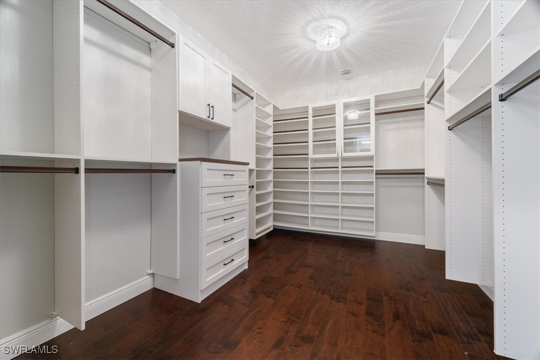 5135 Genoa St Property Photo 27