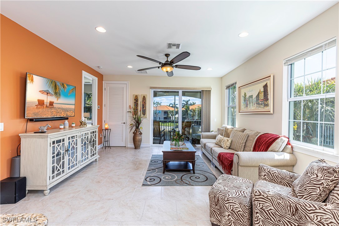 28017 Sosta Ln 4 Property Photo 3