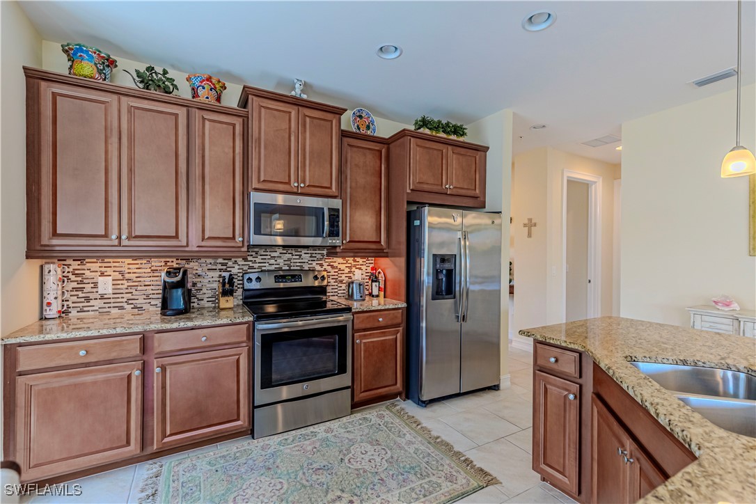 28017 Sosta Ln 4 Property Photo 8