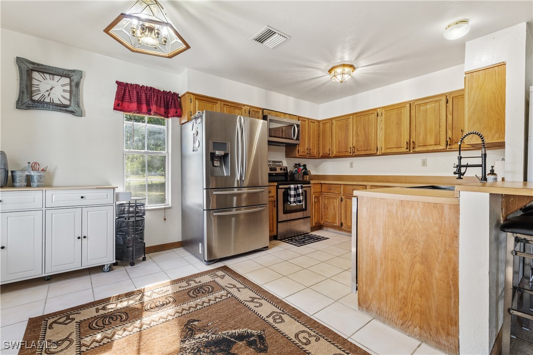 3666 Fort Simmons Ave Property Photo 12