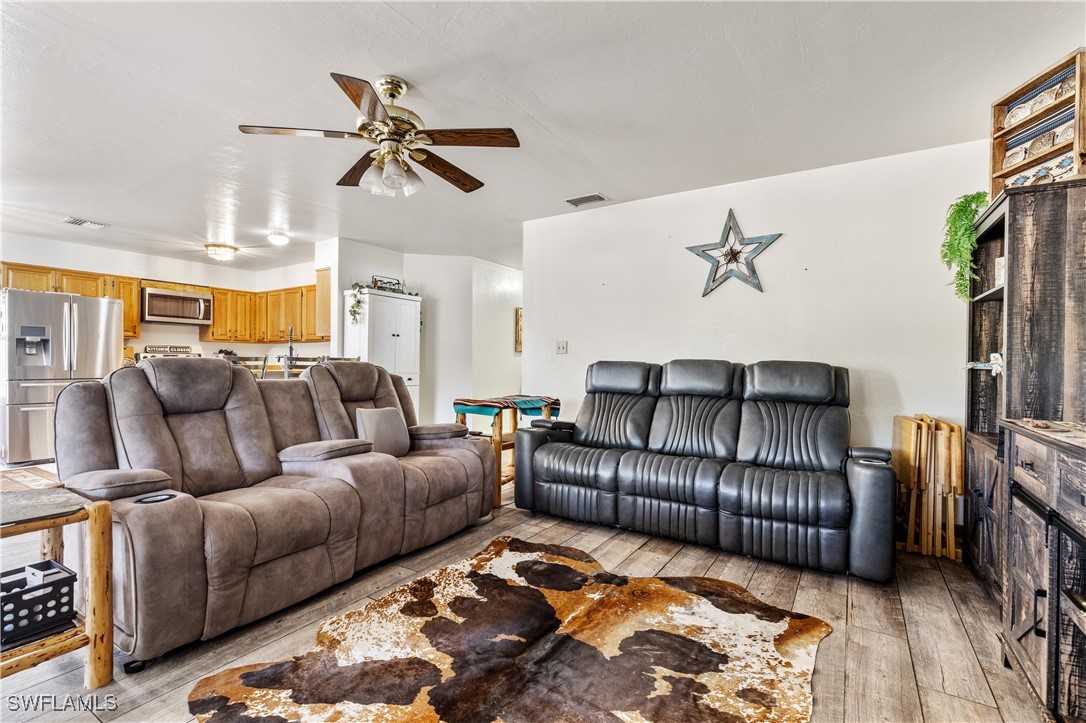 3666 Fort Simmons Ave Property Photo 17