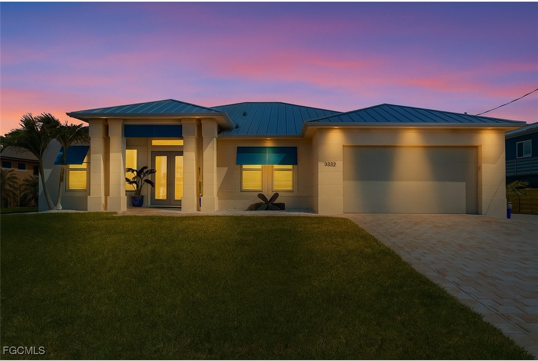 3632 Emerald Ave Property Photo 1