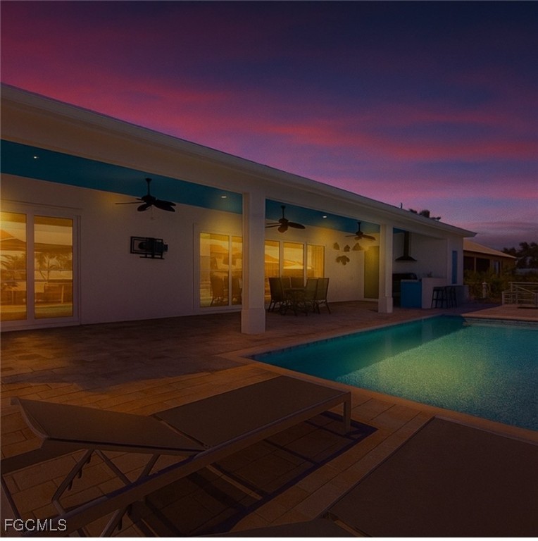 3632 Emerald Ave Property Photo 3