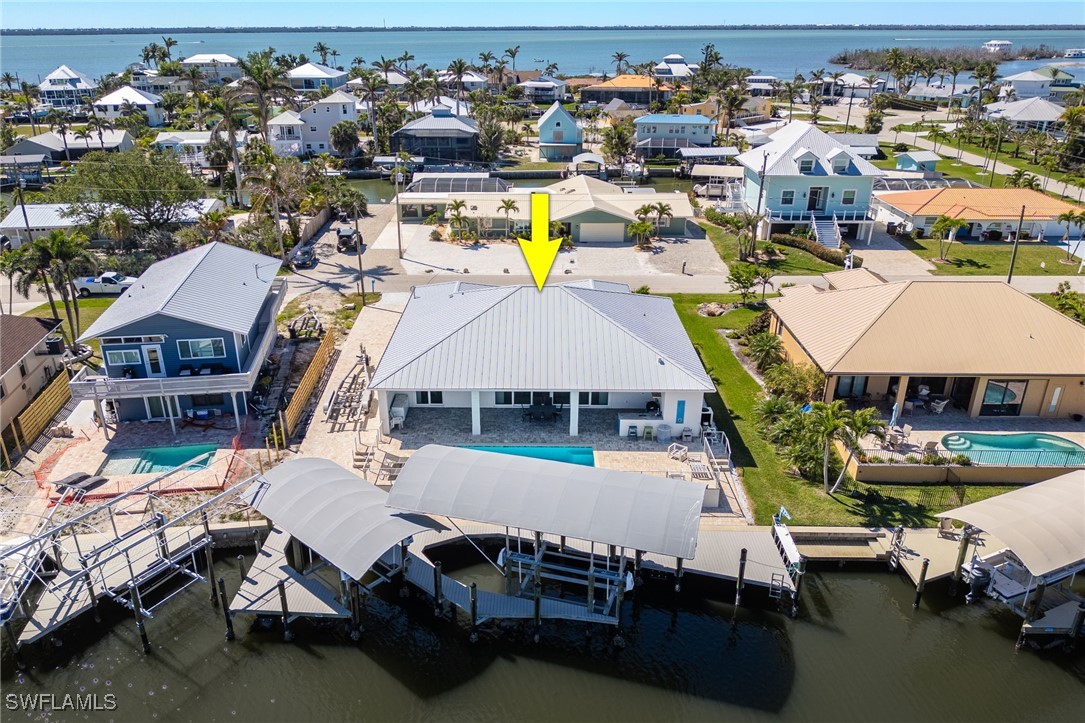 3632 Emerald Ave Property Photo 5