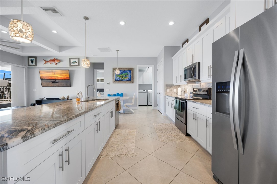 3632 Emerald Ave Property Photo 15