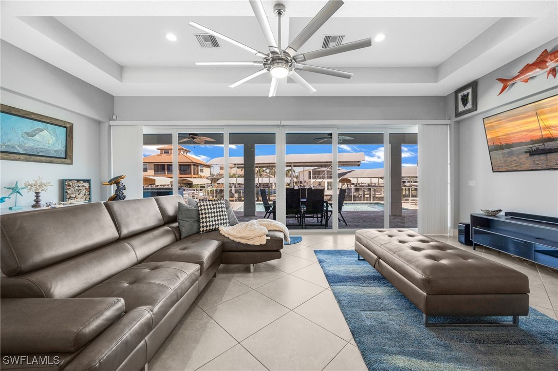 3632 Emerald Ave Property Photo 21