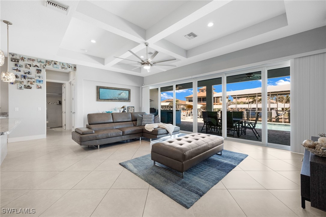 3632 Emerald Ave Property Photo 22