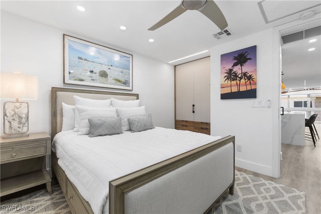 2500 Gulf Shore Blvd N N7 Property Photo 16