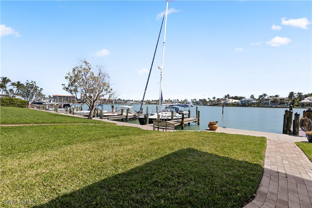 2500 Gulf Shore Blvd N N7 Property Photo 23