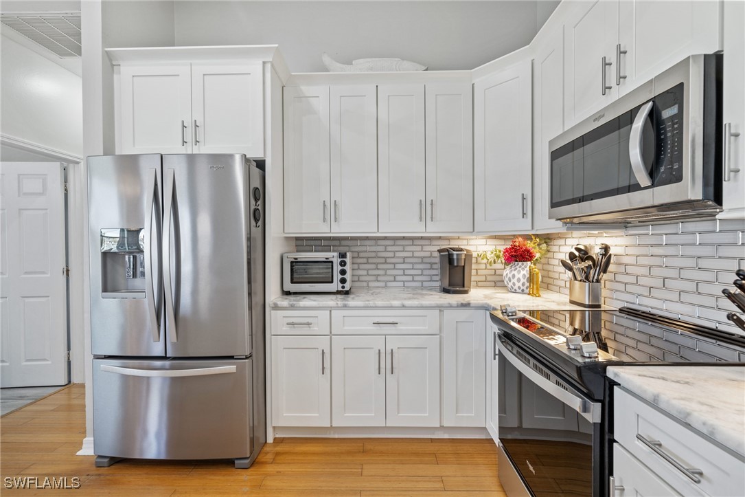 321 Se 31st St Property Photo 9