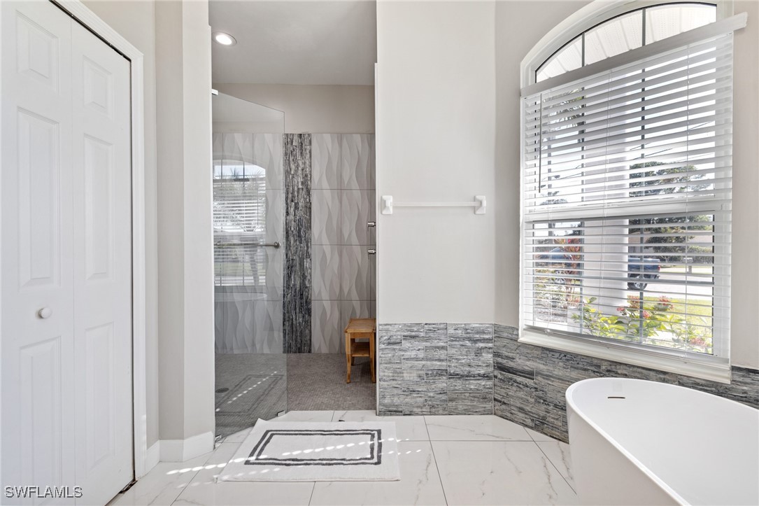 321 Se 31st St Property Photo 15