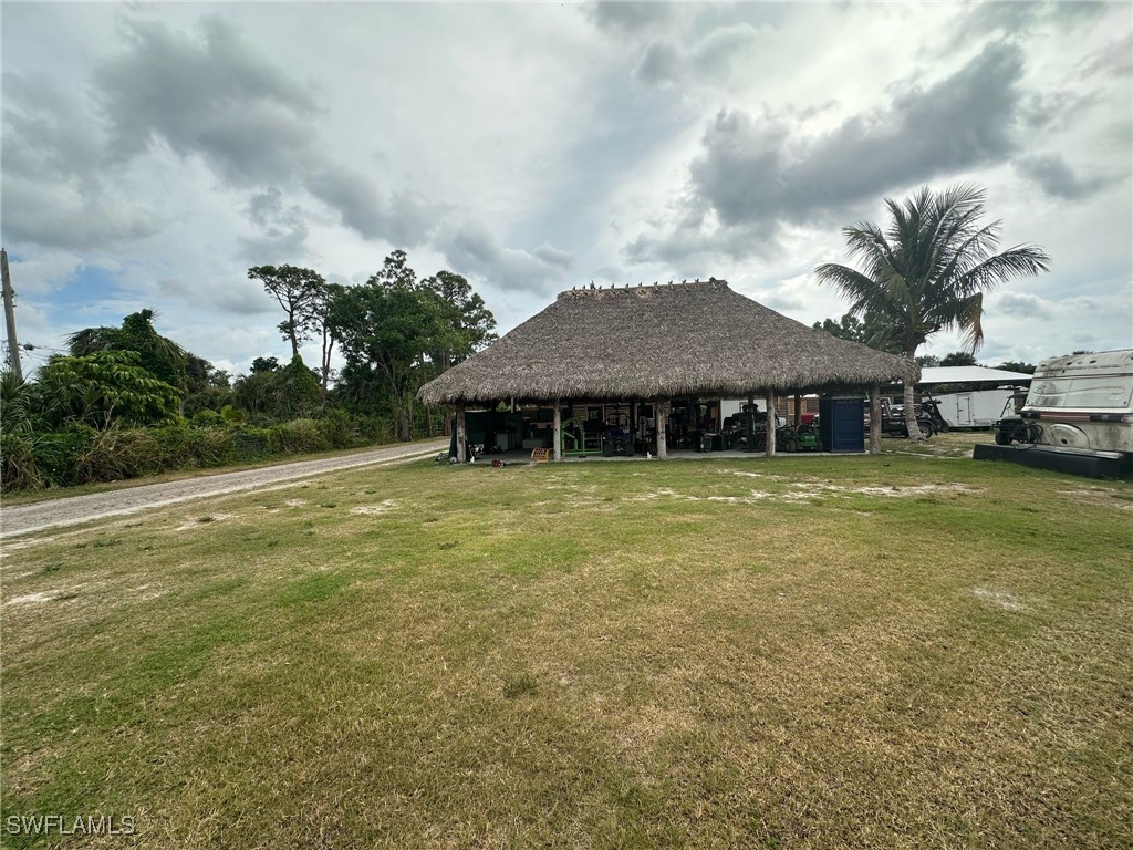 3525 D Rd Property Photo 1