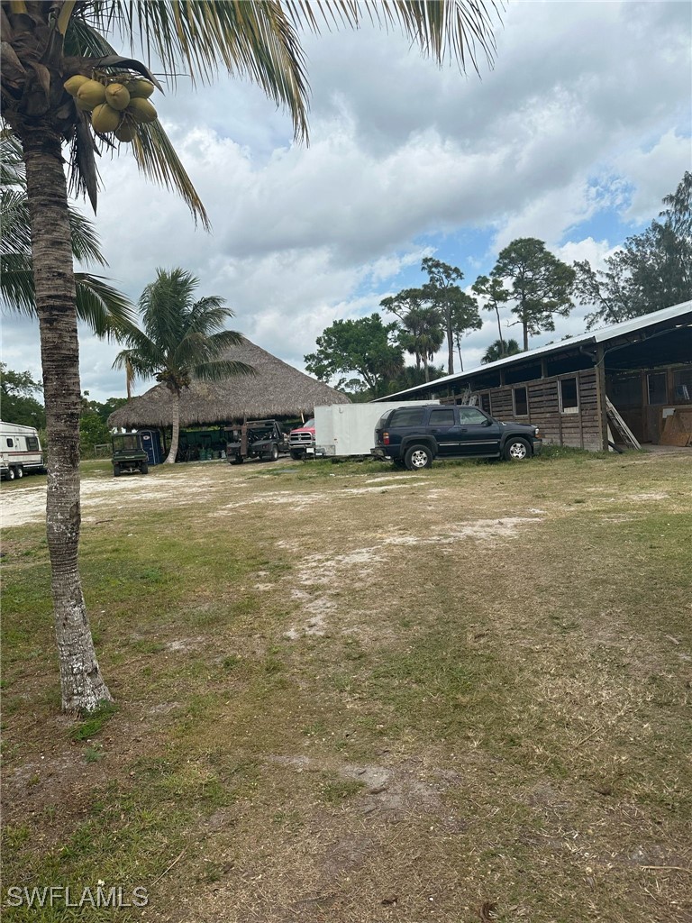 3525 D Rd Property Photo 5