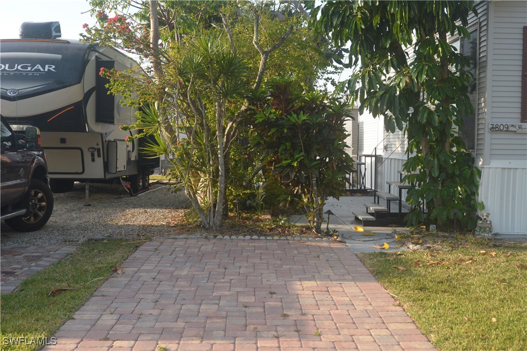 3809 Lemon Twist Loop Property Photo 7