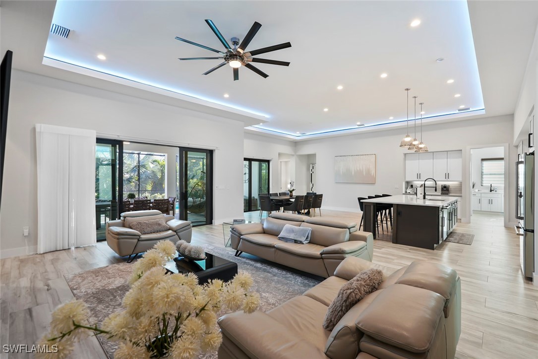 14 Willoughby Dr Property Photo 14