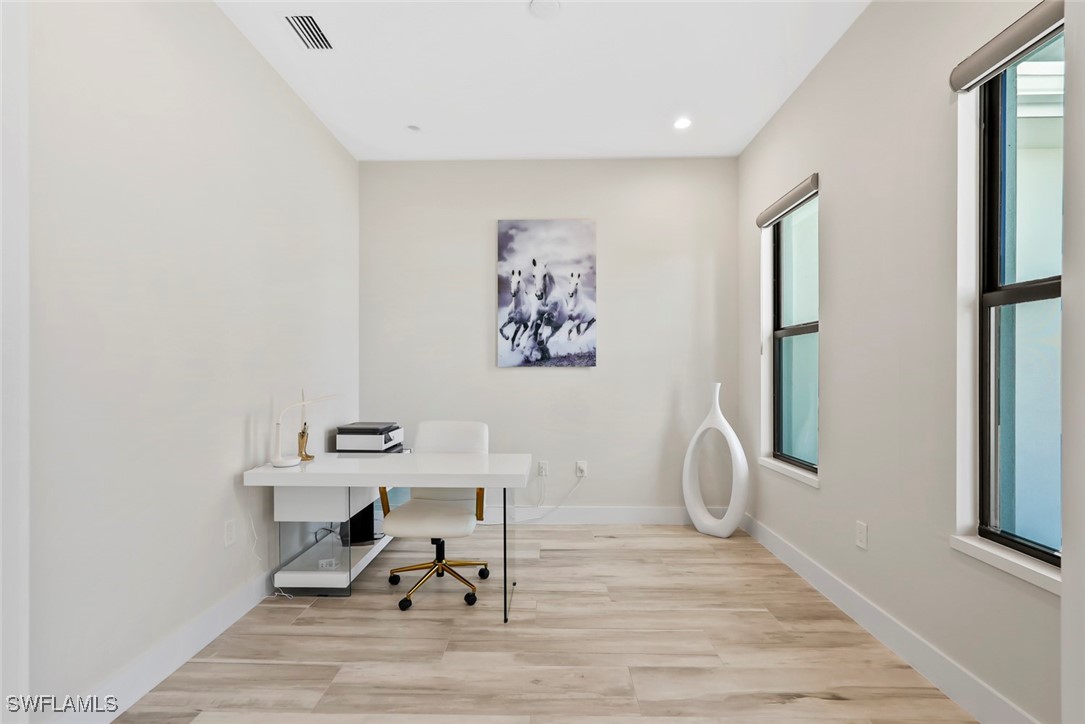 14 Willoughby Dr Property Photo 31