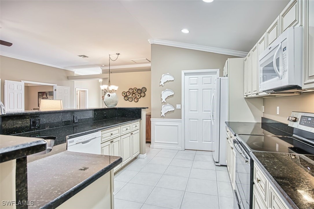 9078 Shadow Glen Way Property Photo 12