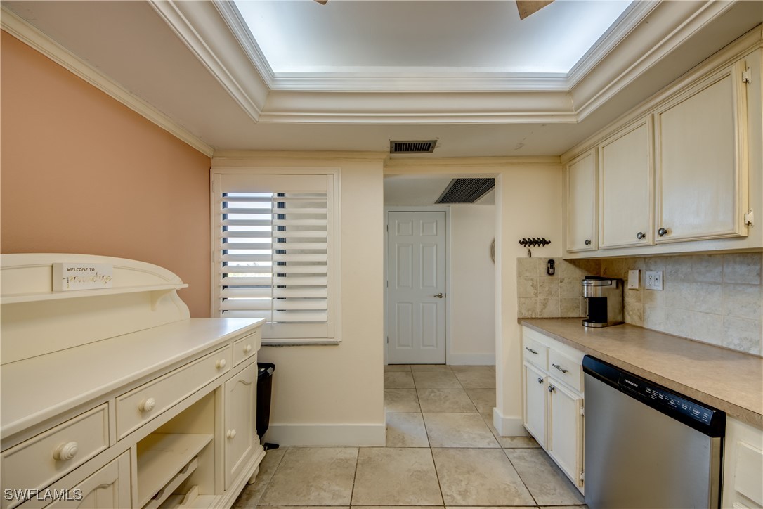 6662 Estero Blvd 411 Property Photo 19