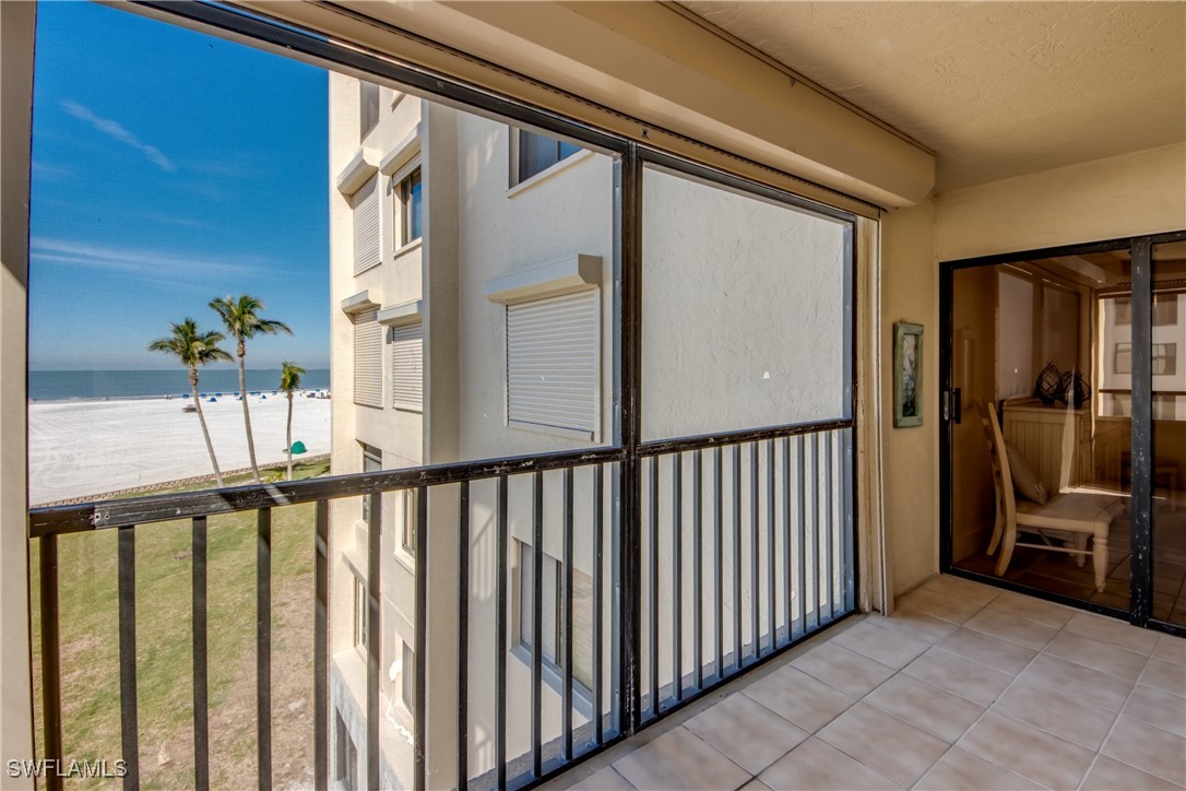 6662 Estero Blvd 411 Property Photo 40