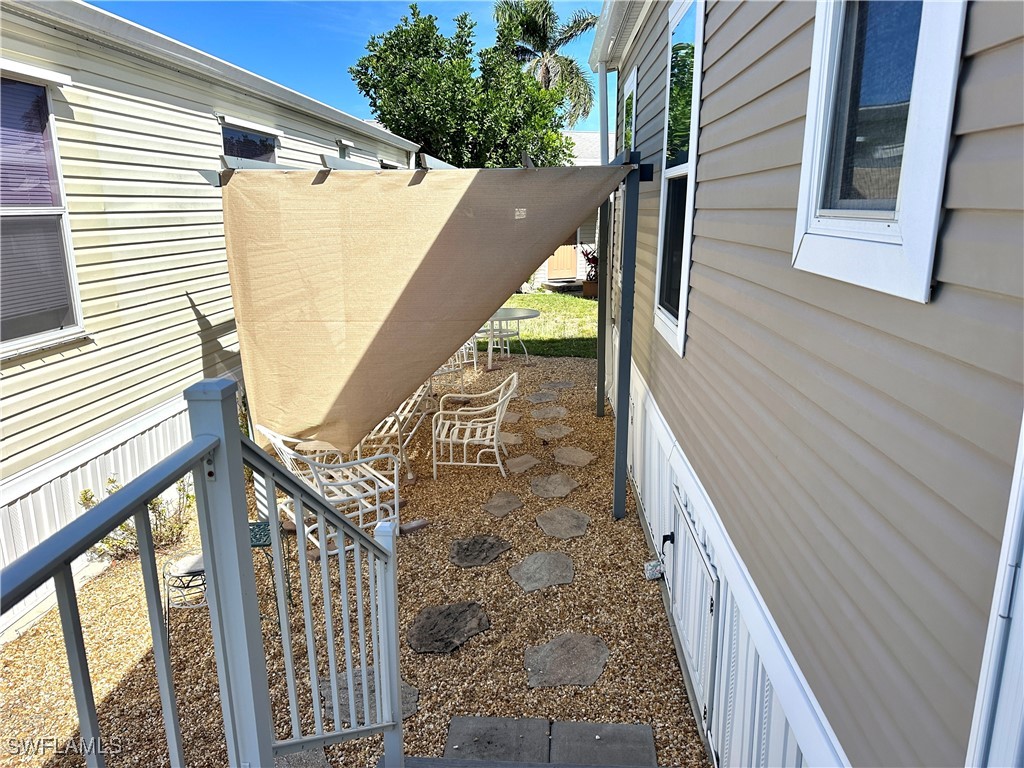 4520 Split Log Ln E Property Photo 4