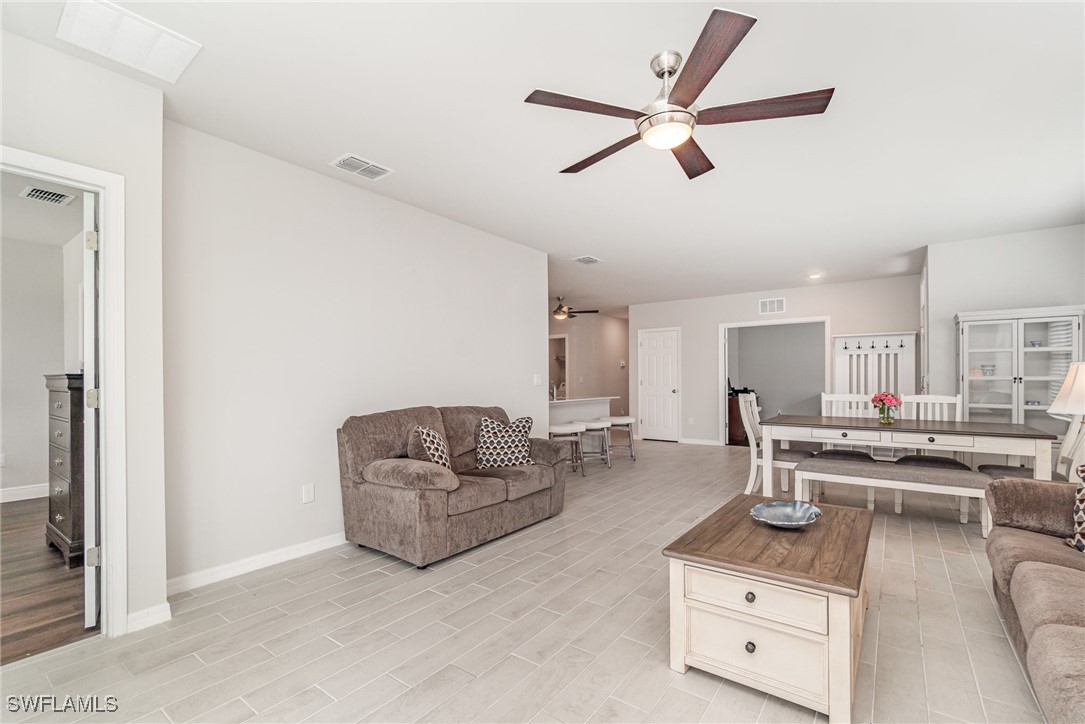 20684 Plumwood Loop Property Photo 7