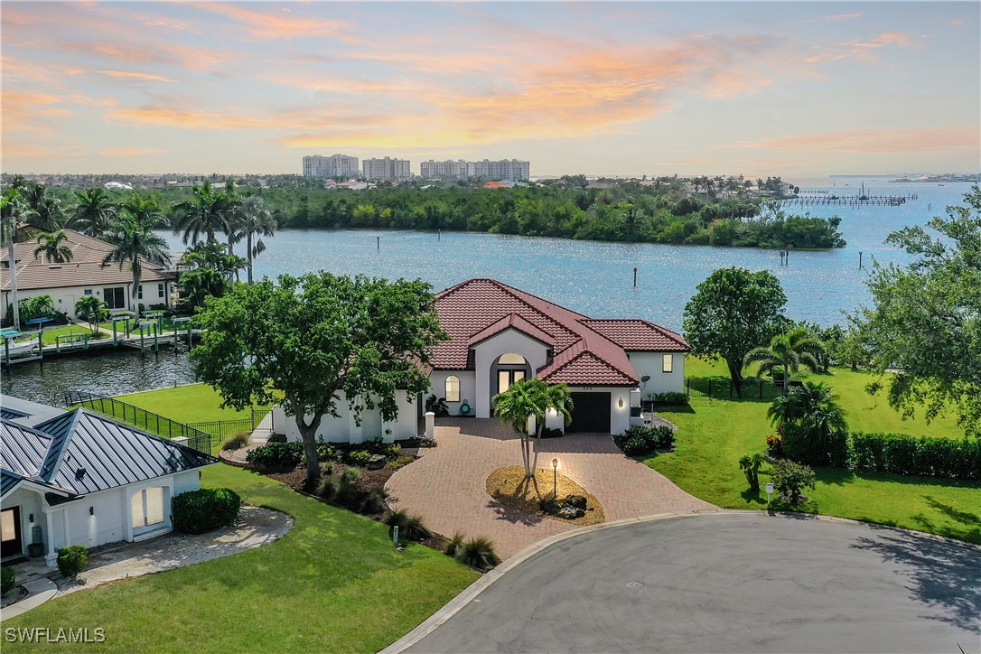 866 Cal Cove Dr Property Photo 1