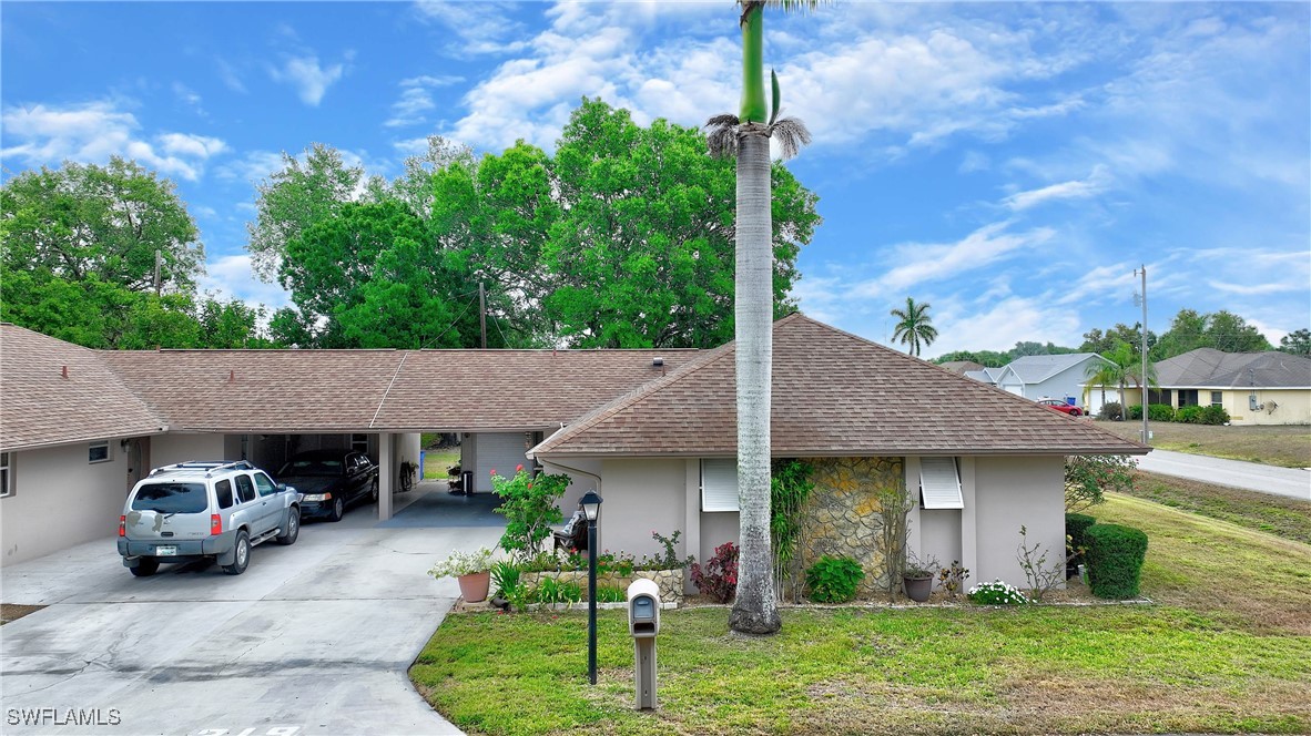 219 Oaklawn Ct Property Photo 2
